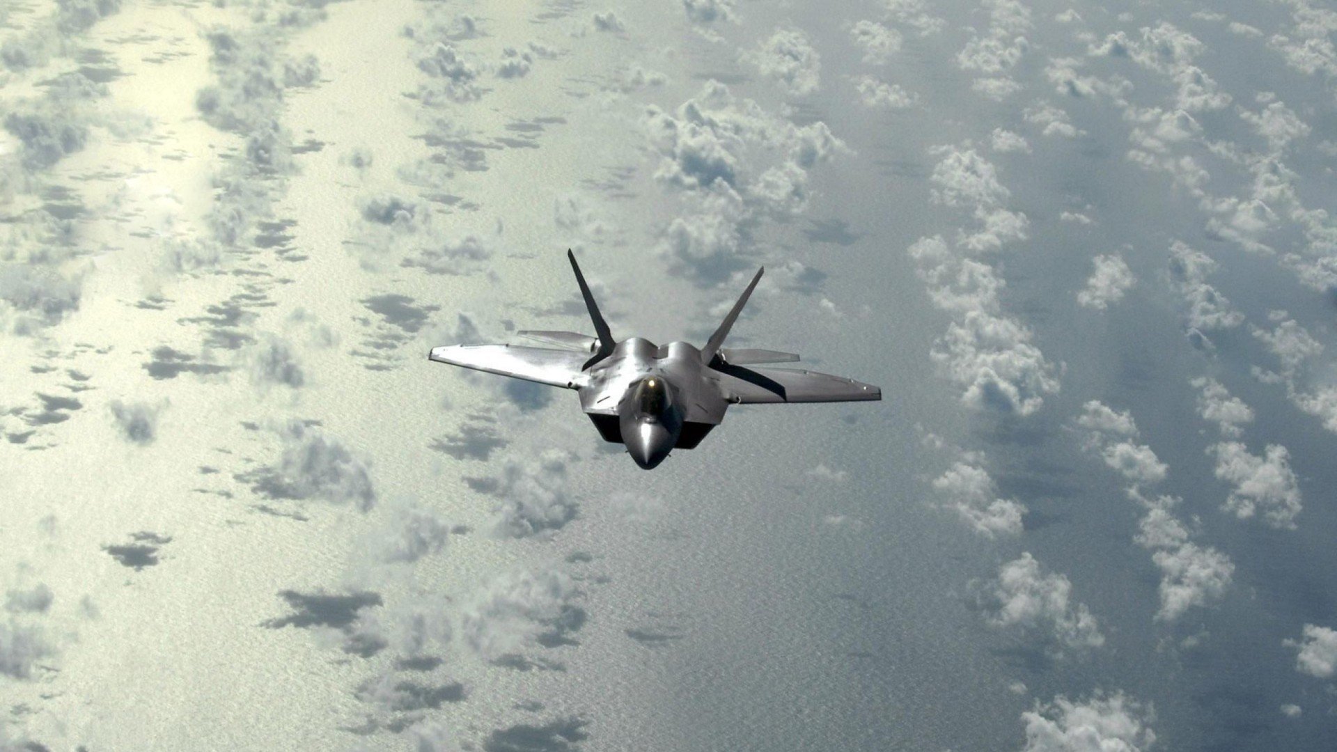 开云中国大陆-拉文快攻反击展现爆发力公牛持续领跑，拉文31分率公牛取季前赛四连胜