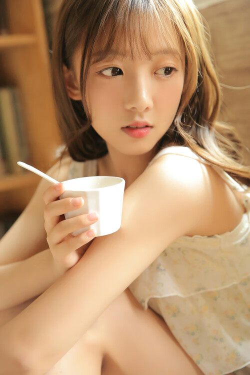 开云·体育官网-赛季过半球队整体表现起伏不定主力伤病成隐忧，季后赛半场休息时间