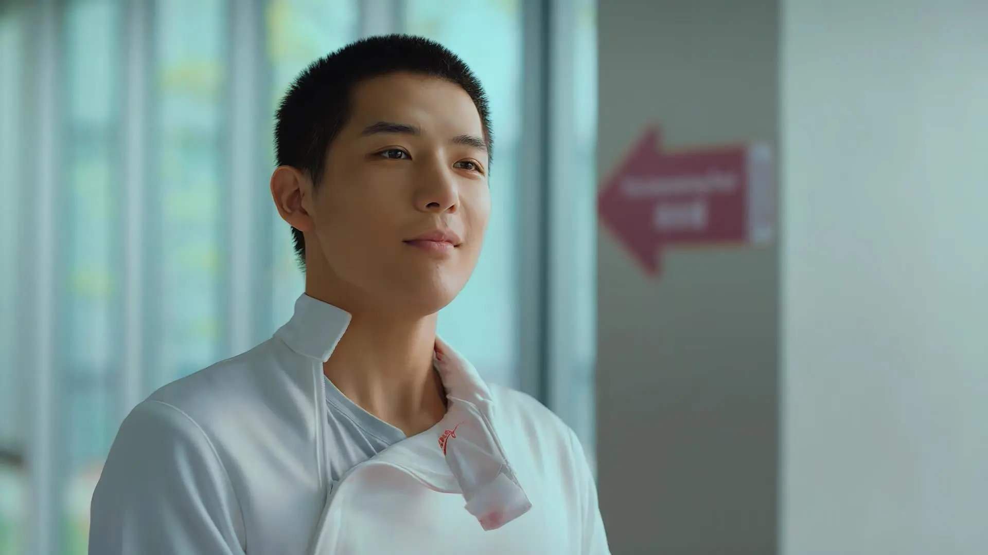 跨界合作推广足球主题的文化旅游节,增强品牌影响力,推广足球运动